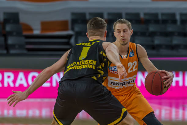 更有优势 更有优势